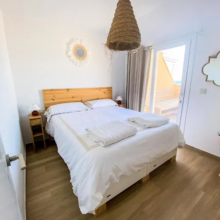 アパート Cozy House - Penthouse, Pool, Parking タリファ