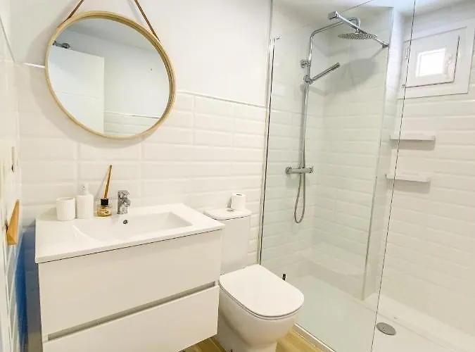 アパート Cozy House - Penthouse, Pool, Parking タリファ